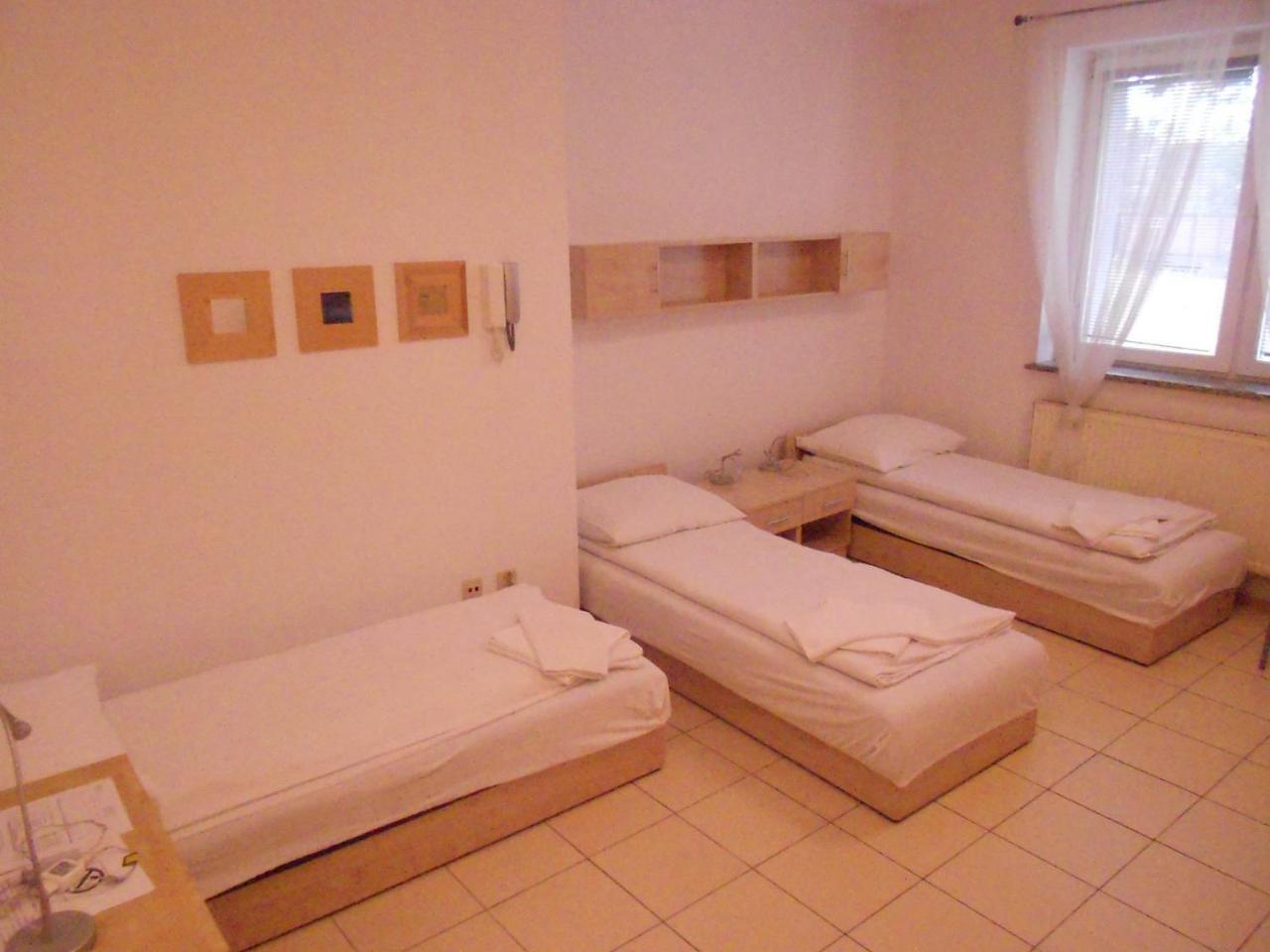 Standard Delegacyjny Bed & Breakfast Dabrowa Gornicza Luaran gambar
